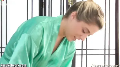 Good Looking Milf Masseuse 69s Customer