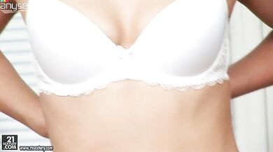 Hot MILF Dushenka Sucks Off Her Lover