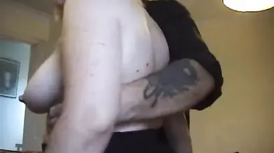 Inked Hubby Eats Wife's Twat