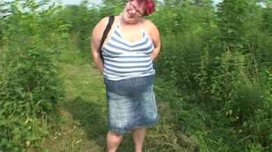 Mature Granny Masturbates Outdoors