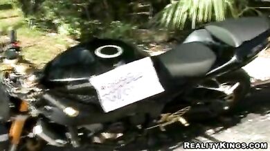 Naughty Mature Cougar Seeks Cash