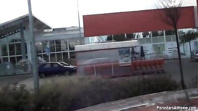 Mature Babe's Public Muff Show