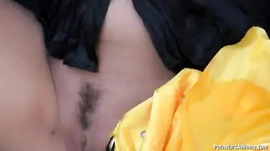 Mature Babe's Public Muff Show