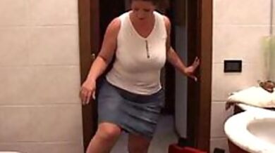 Plumber Gets Special Service from Chubby MILF