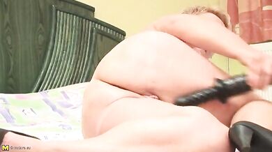 Mature Blonde Pleasures Herself