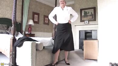 Kinky Granny April Toys Herself in Bed