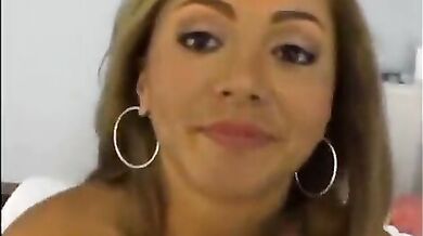 Curvy Latina MILF POV Blowjob