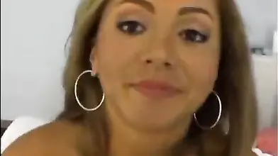 Curvy Latina MILF POV Blowjob