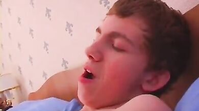 Sexy Mature Russian Babe Enjoys Hard Bedtime Drilling