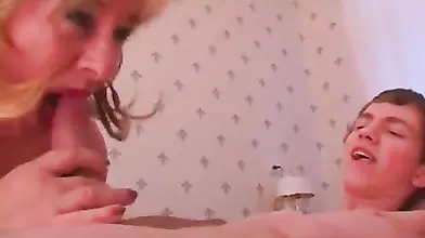 Sexy Mature Russian Babe Enjoys Hard Bedtime Drilling