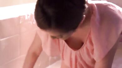 Japanese MILF Hubby Fingering