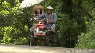 Japanese MILF's Rice Field Oral Adventure