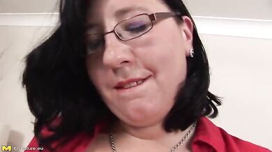 Curvy MILF Storm's Bedroom Solo