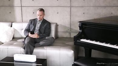 Oily MILF's Unforgettable Massage