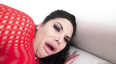 Brunette MILF Craves Cum Gun in Asshole