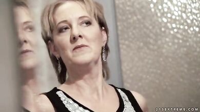 Mature Meryl Seduces Young Athlete