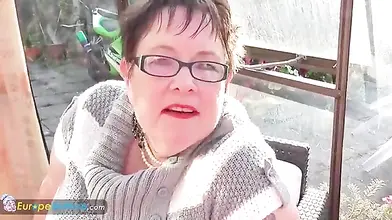 Chubby Mature Woman Plays Outside