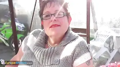 Chubby Mature Woman Plays Outside