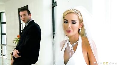 Sexy Bride and Groom's Hardcore Pre-Wedding Action