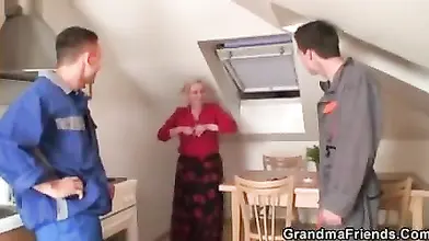 Mature Stockinged Slut Enjoys Repairmen