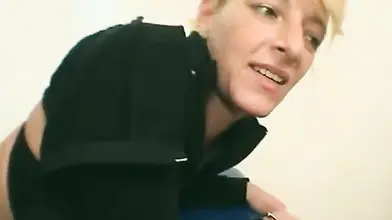 Mature Skank Enjoys Intense Stretching