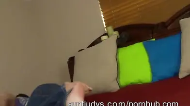 Sultry Mature Cougar's Seductive Display