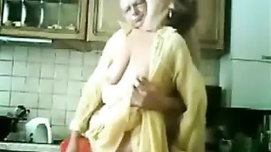 Mature Woman Fingering