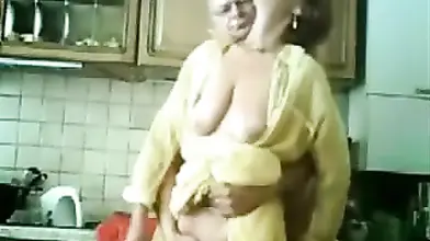 Mature Woman Fingering