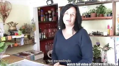 Mature Czech Woman Swallows for Cash