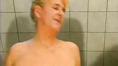 Mature Mom's Hot Jacuzzi Threesome