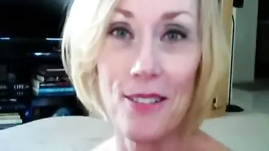 Blonde MILF Melanie Skyy's Dirty Talk