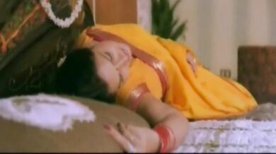 Milf Melts from Intimate Attention