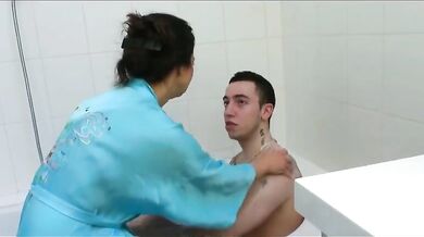 Brunette Cougar's Juicy Anal Adventure