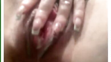 Mature Camgirl's Fierce Masturbation