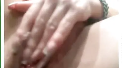 Mature Camgirl's Fierce Masturbation