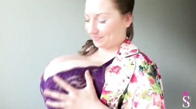 Kinky Milf Plays with Her Huge Tits