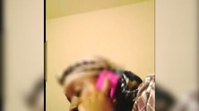 Mature Ebony Skank Gives Phone Blowjob