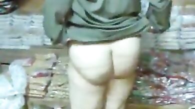 Mature Beauty's Private Anal Encounter