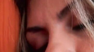 Sexy Real Estate Agent Mommy Gets Hard Fuck