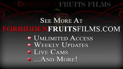 Ripped Stud Eats and Screws Alluring Mom's Pussy