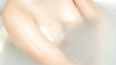 Mature Chinese Milf Loves Oral and Fingering