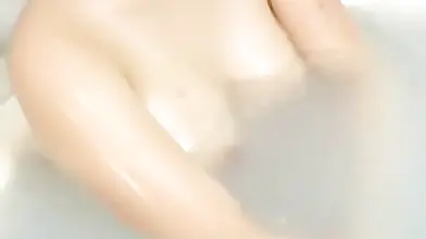 Mature Chinese Milf Loves Oral and Fingering