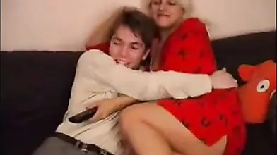 Sexy Japanese Granny Gets Creampied