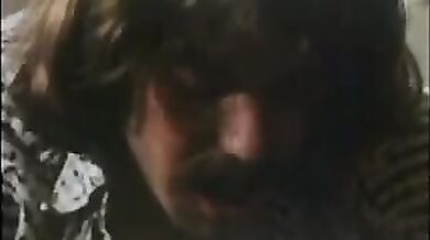 Vintage MILF Gives Deepthroat