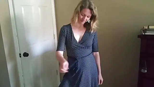Stunning MILF Goes Out of Town for Hardcore Sex