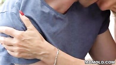 Mature Woman's Deepthroat Blowjob