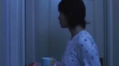 Brunette Japanese MILF Sticks It Deep