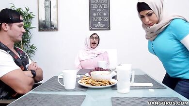 Blonde MILF Rides Big Snake