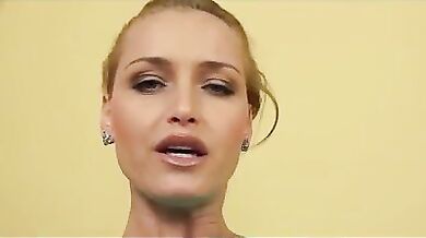 Perfect 10 MILF's Out of This World Body