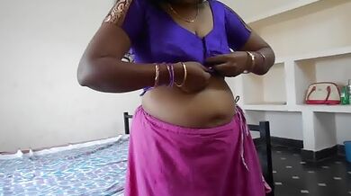 Indian Woman Bares Her Big Natural Tits